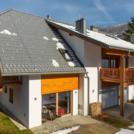 Eschenweg Apartman *