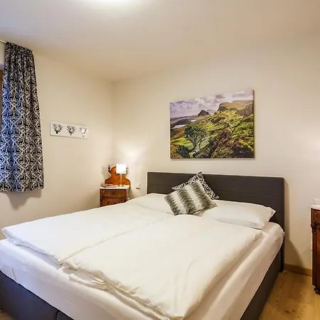 Eschenweg 巴德小基希海姆